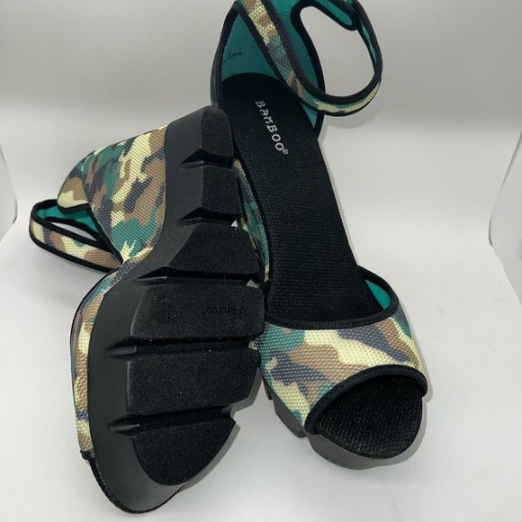 Bamboo Ellen-07 Camo Mesh Wedge Sandals Size 7.5 Brand New - Picture 9 of 10